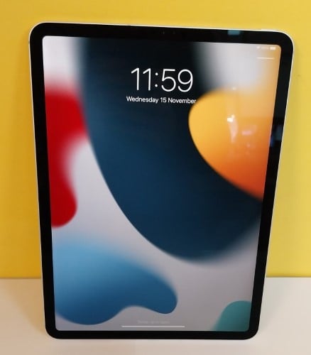 Apple iPad Pro 2018 A1934 64GB Silver | 027200135718 | Cash Converters