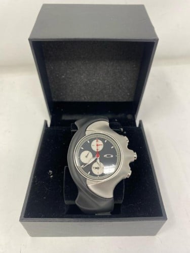 Oakley watch hot sale