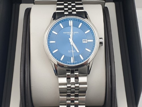 Raymond weil clearance freelancer blue