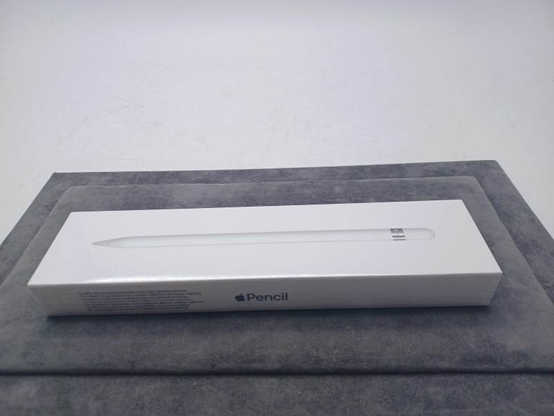 Apple Pencil 1st Gen White. New outlet and sealed