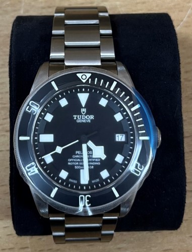 Fake on sale tudor pelagos