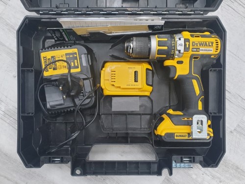 Dewalt dcd795 type discount 11