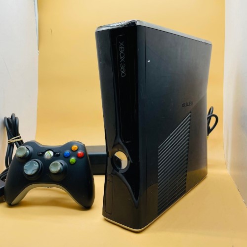 Xbox 360 Slim 4GB Storage With Controller And Cables Xbox 360 S Black