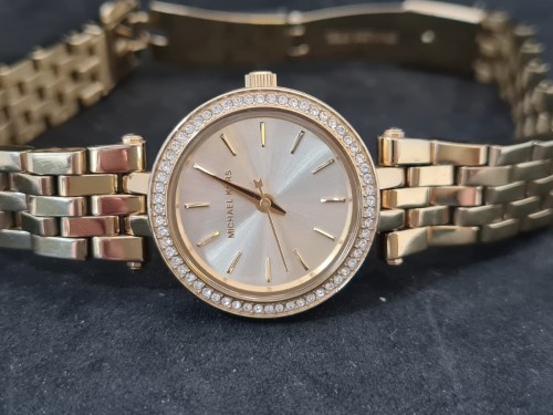 Michael kors hot sale watch female