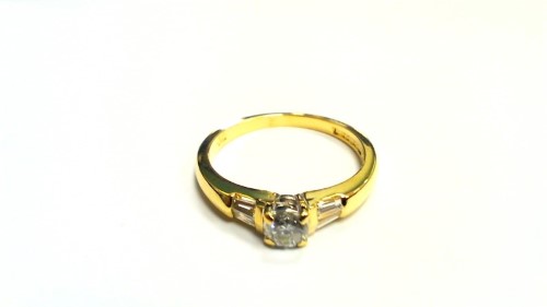 18ct 18Kt Yellow Gold 0.5C Solitaire And Baquette Diamond Ring Size P Yellow Gold Diamond Ring SizeP