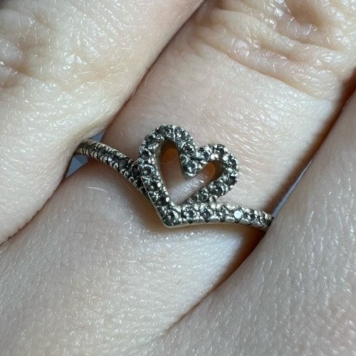 Silver pandora sales heart ring