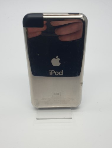 Apple iPod Touch 1st Gen 8GB Silver | 018500232655 | Cash Converters