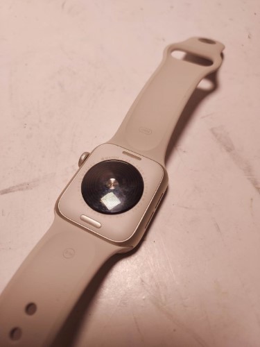 Apple watch 7000 series best sale 38mm caracteristicas